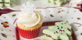 Gingerbread Candy Bark