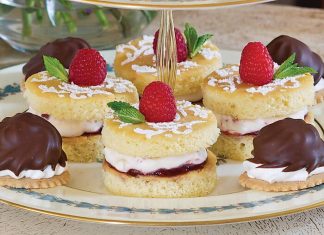 Mini Victoria Sponge Cakes
