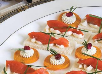 Smoked Salmon–Aïoli Canapés