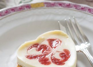 Strawberry-Pomegranate Cheesecake Hearts