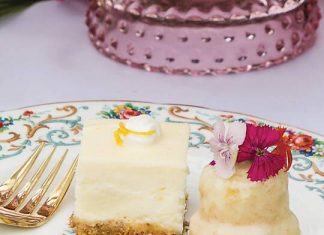 Jam-Filled Butter Cookie Flowers