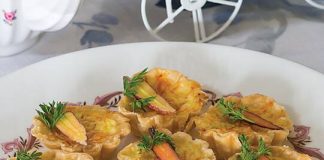 Baby Quiches with Tiny Carrots