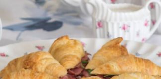 Mini Roast Beef Croissants