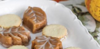 Pumpkin Spice Alfajores