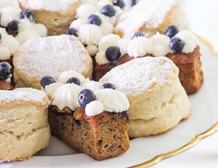 Banana-Blueberry Oat Cakes