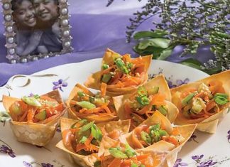Asian Smoked Salmon Cups