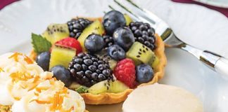 Coconut-Mango Macarons