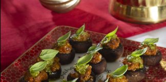Pine Nut & Sundried Tomato–Stuffed Mushrooms