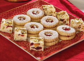 Christmas Linzer Cookies