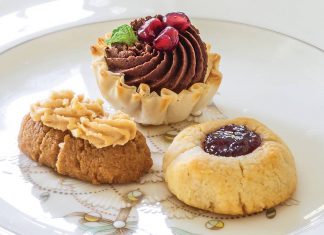Pomegranate-Chocolate Tartlets