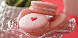 Rosy French Macarons