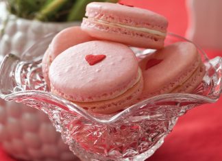 Rosy French Macarons