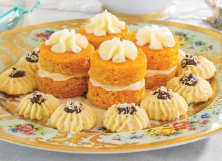 Carrot-Mango Cakes