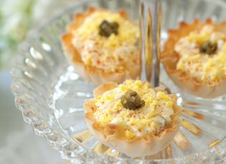 Egg Salad Phyllo Cups