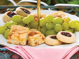 Apricot Blondie Bites
