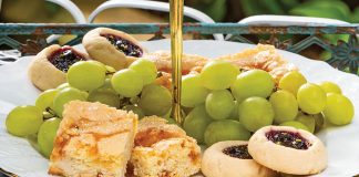 Apricot Blondie Bites