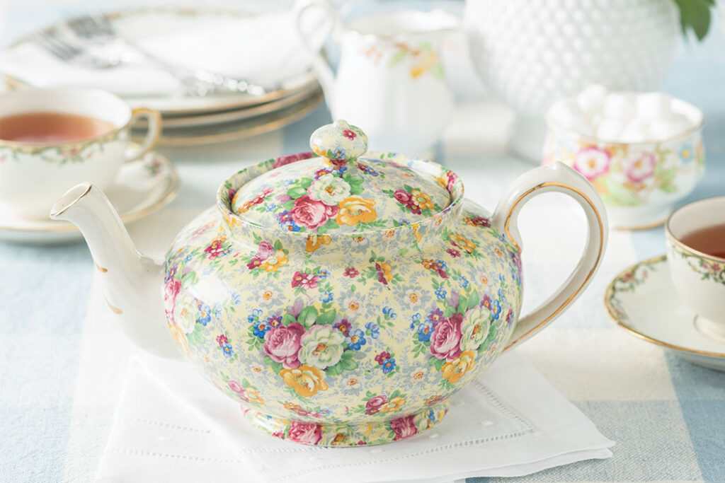 Treasured Teapot: Chintz in Bloom