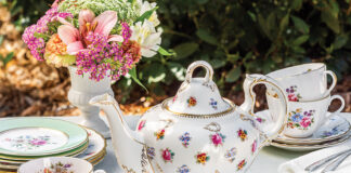 Treasured Teapot: In Regal Fashion