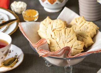 Gluten-free Maple-Bacon Scones