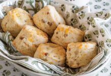 Cheddar-Pecan Scones