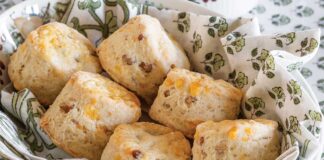 Cheddar-Pecan Scones