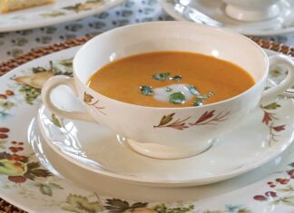 Curried Red Lentil–Carrot Soup