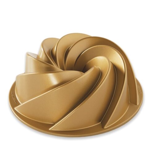 Nordic Ware 6-Cup Heritage Bundt Pan