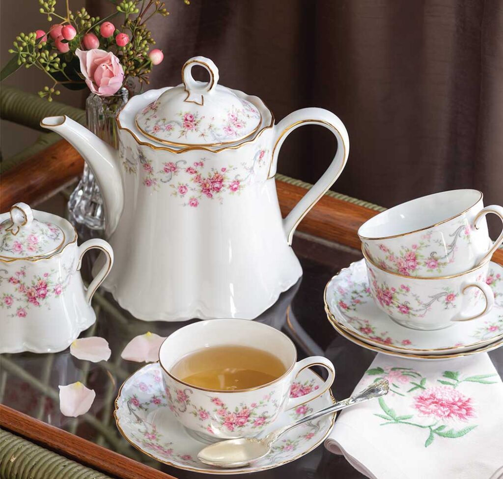 Treasured Teapot: Romantic Enchantment