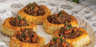 Beef-Mushroom Carbonnade in Pastry Shells