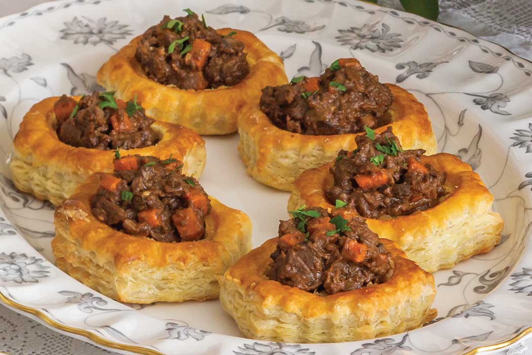 Beef-Mushroom Carbonnade in Pastry Shells