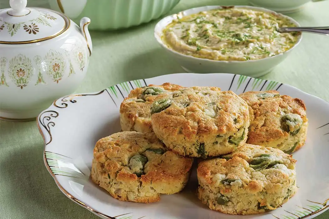 Low-Carb Feta & Olive Scones