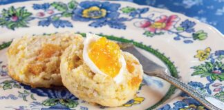 Apricot-Orange Scones