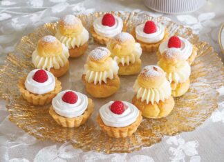 Lemon Curd & Meringue Tartlets