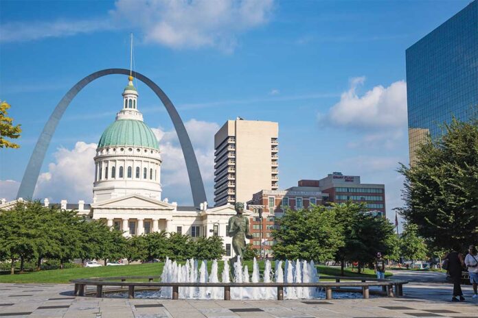 Meet Me for Tea in St. Louis