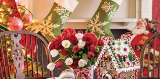 Celebrate the holidays with TeaTime.