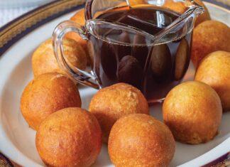 Earl Grey Loukoumádes