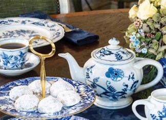 Pecan-Fig Thumbprint Cookies