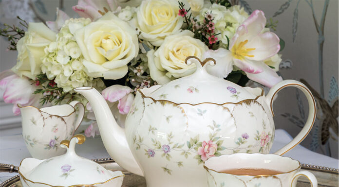 The vintage floral motif and enchanting gilding that adorn Mikasa’s Remembrance teapot bring undeniable charm to any wintertide tea gathering.