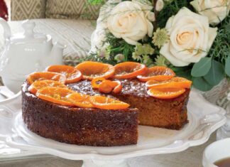 Honey-Glazed Mandarin Cake