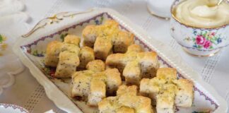 Lemon–Poppy Seed Scones