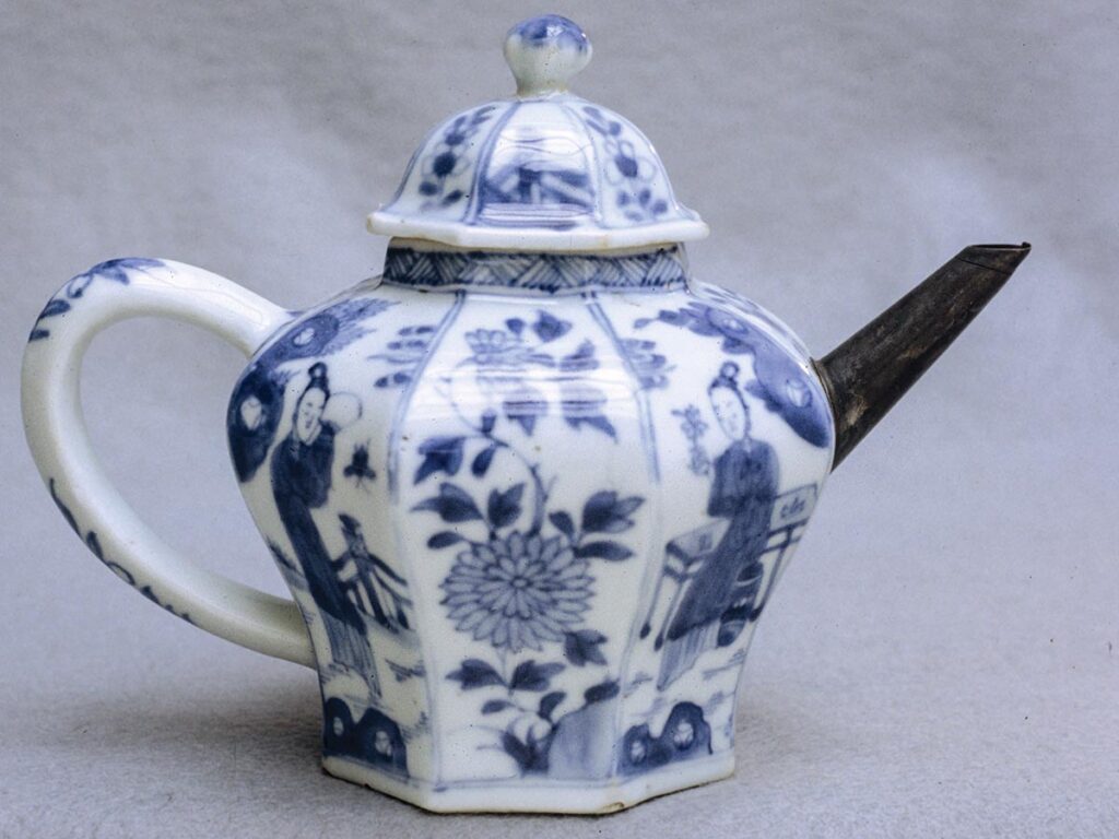 Mid-18th-century Chineseexport porcelain teapot with a replacement silver spout.