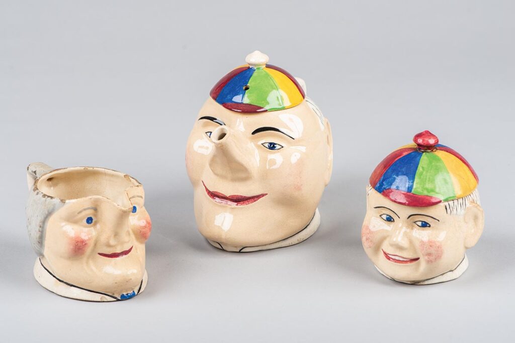 Nursery characters tea set by Devonmoor Pottery, established in Newton Abbott, Devon, in 1913. At the outbreak of World War I, the pottery was closed, but in 1922, it reopened as Devonmoor Art Pottery.