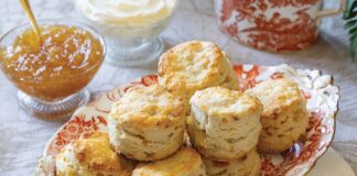 ginger-pear scones