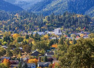 Photograph by Bob Palermini, Courtesy of Travel Ashland