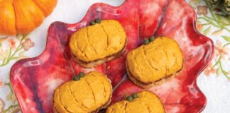 Pumpkin Hummus Canapés