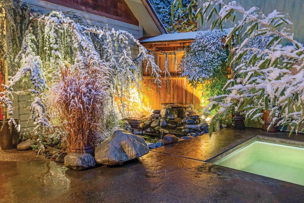 The Japanese-style baths and gardens are magical in winter.