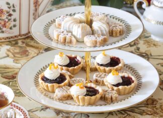 Toffee Shortbread, Biscoff-Pumpkin Truffles and Cherry-Orange Tartlets