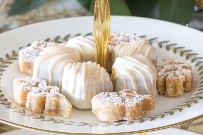 Biscoff-Pumpkin Truffles and Toffee Shortbread