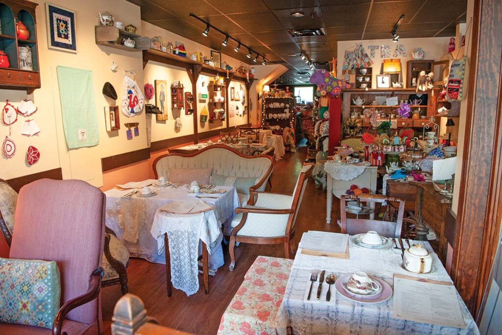 A classic afternoon tea and many English touches will delight Anglophiles. Photography Courtesy of Tina Bolling Photography