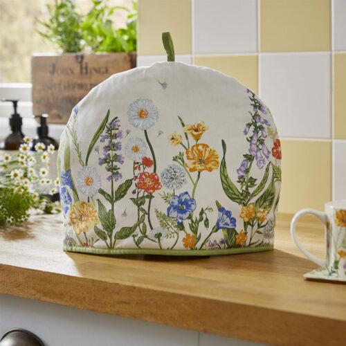 Garden tea cosy